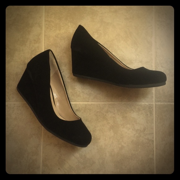 Brand New, never worn black wedge shoes