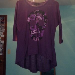 Purple 3/4 sleeve high low flower skull top