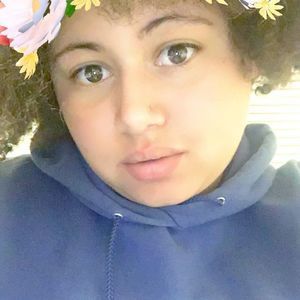 Meet your Posher, Anita