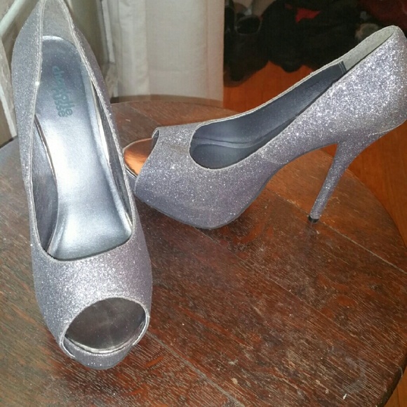 Sparkle silver heels
