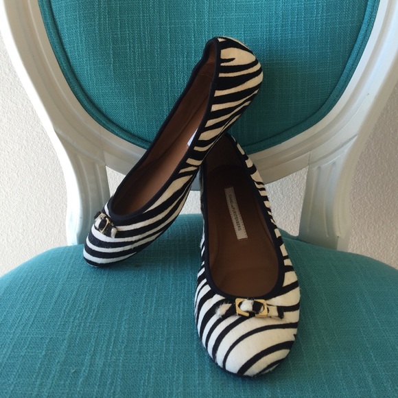 Diane Von Furstenberg zebra print flats - Picture 1 of 4