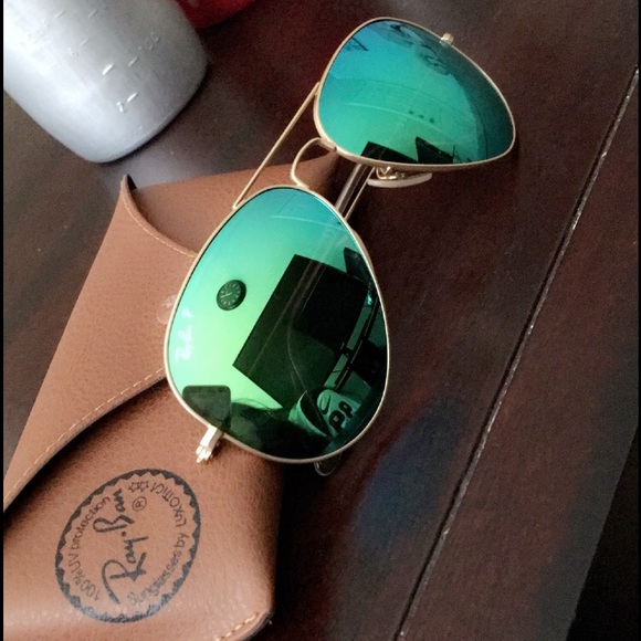 Ray bans mirrored Aviators authentic, brand new