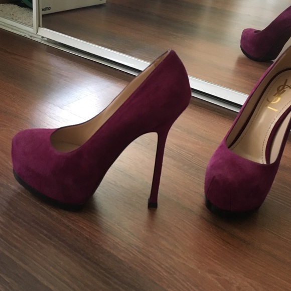 Yves Saint Laurent tribtoo purple suede pumps - Picture 4 of 4