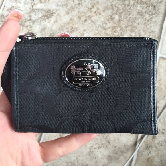 Coach card holder coin purse! 😇