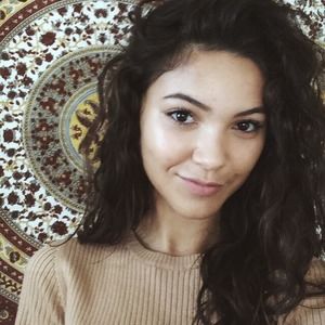 Meet your Posher, Natalie