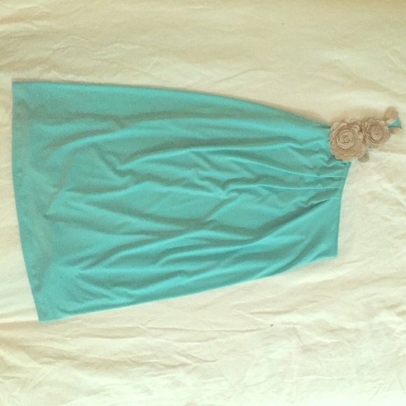 Never worn. - Picture 1 of 2