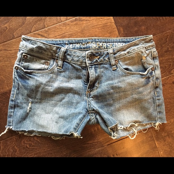 Cut off Bullhead hermosa jean shorts