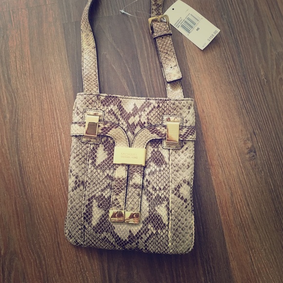 Brand new Michael by Michael Kors cross body purse - Picture 1 of 4