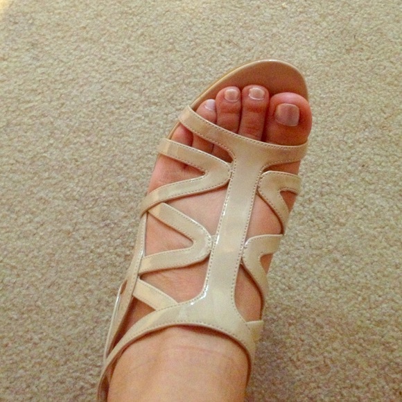 Naturalizer sandals 8.5 M