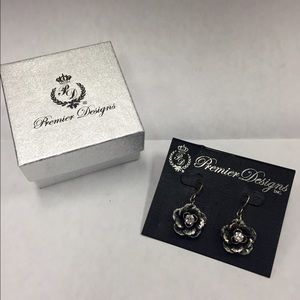 Eden rose earrings