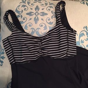 Really cute Lulu Top!