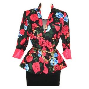 VINCE CAMUTO blazer.