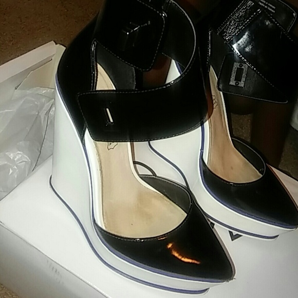 Aldo wedges