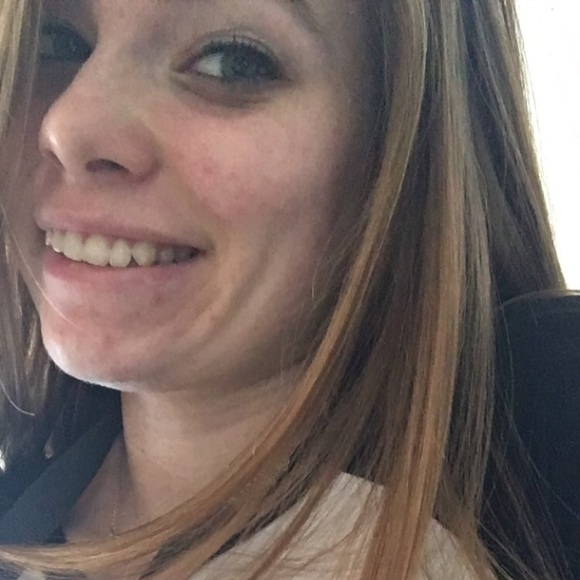 Meet your Posher, Alyce