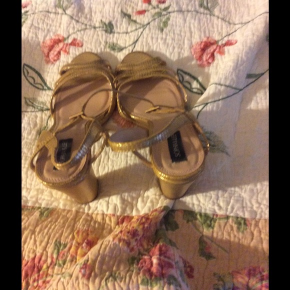 Gold Sandals - Picture 4 of 4