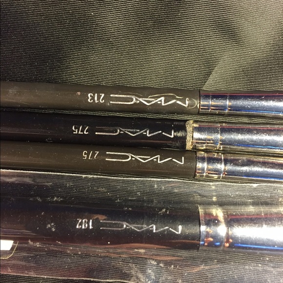 Are these real or fake?? I need your help!