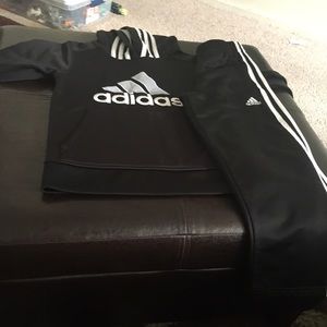 Boys Adidas Jogging Suit