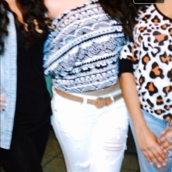 Aztec slit back top - Picture 4 of 4