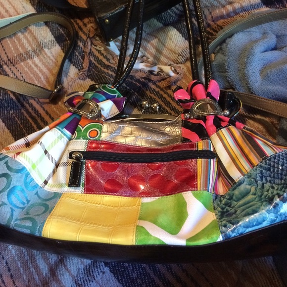 Multicolored purse !