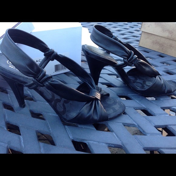 Authentic Coach Bailey shoes