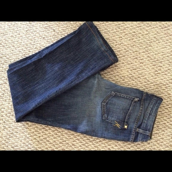 Marciano Jeans 👖 - Picture 2 of 4