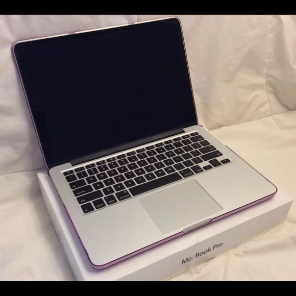 Apple MacBook Pro - Picture 2 of 4