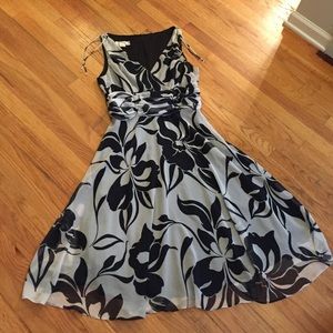 Pretty flattering and flowy formal dress