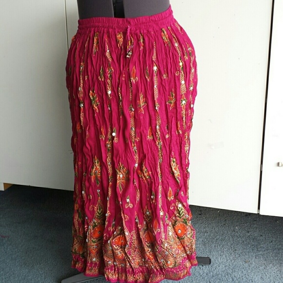 Final sale PLUS I SKIRTS Sale from $25 to $20 - Picture 3 of 4