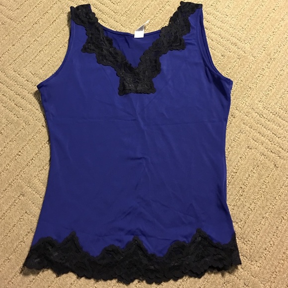 Lace navy blue top
