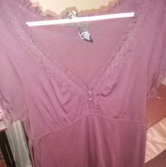 Top - Picture 2 of 3