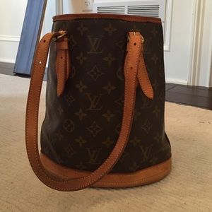 Authentic Louis Vuitton Bucket bag