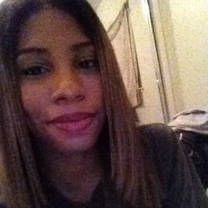 Meet your Posher, Carla