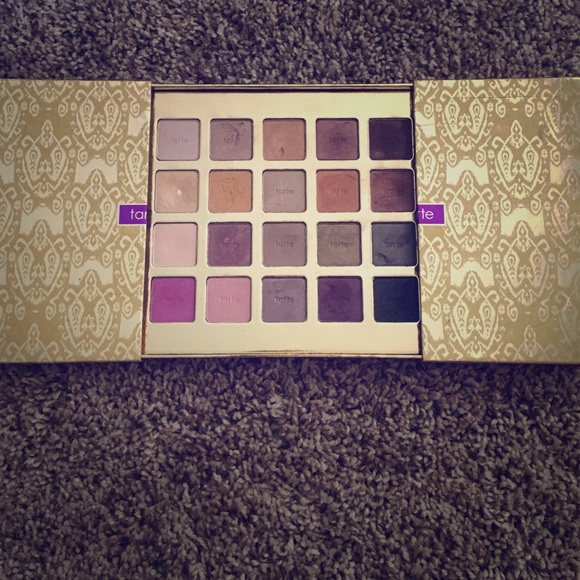 Tart eyeshadow pallet