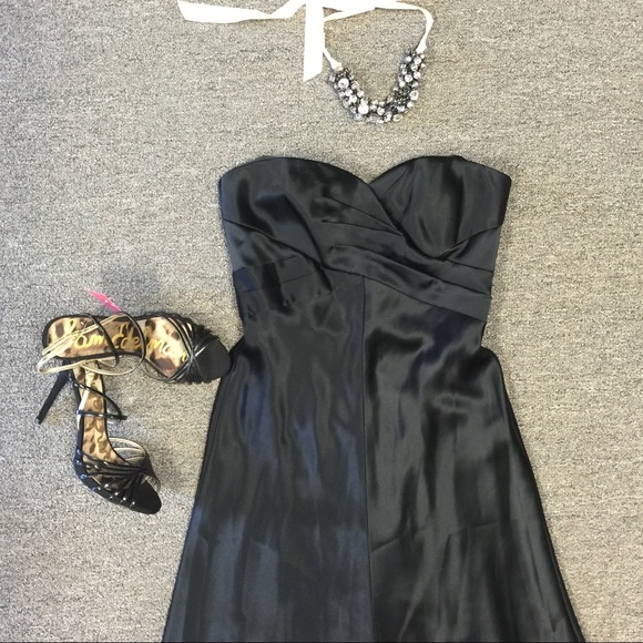Anne Klein Dresses - Anne Klein Satin cocktail Dress Anne Klein Dresses - Anne Klein Satin cocktail Dress