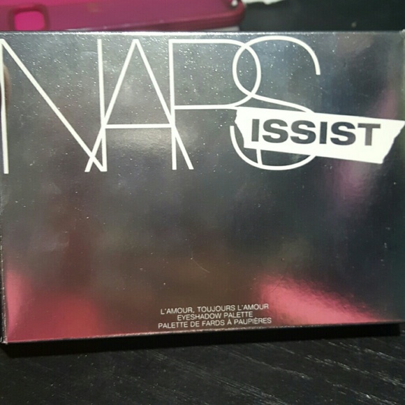 nars issist