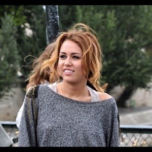 Shoulder embellished sweater