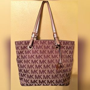 Signature Michael Kors Tote