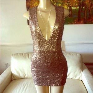 Beautiful mini dress from Tobi