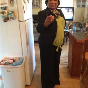 Meet your Posher, Gladys