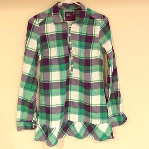 American Eagle Outfitters Plaid Button Up