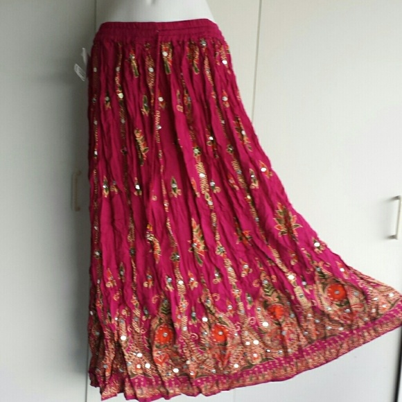 FINAL SALE Maxi skirt  S M L was $25 - Picture 2 of 4