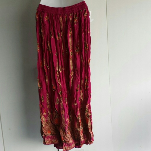 FINAL SALE Maxi skirt  S M L was $25 - Picture 4 of 4