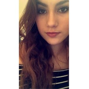 Meet your Posher, Brianna