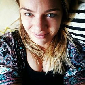 Meet your Posher, Perri