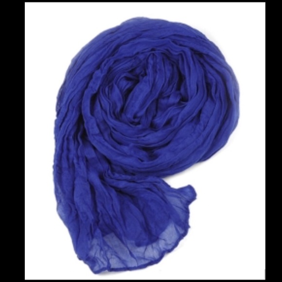 Long Crinkle Scarf