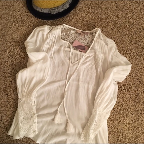 NWT Forever 21 Bohemian white blouse, XS - Picture 1 of 4