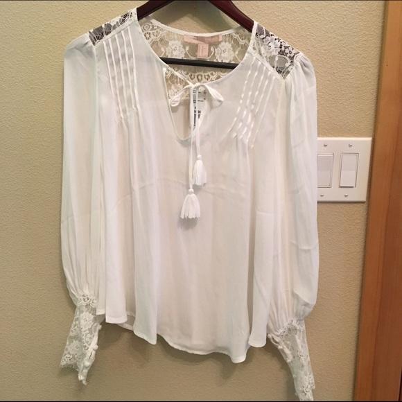 NWT Forever 21 Bohemian white blouse, XS - Picture 3 of 4