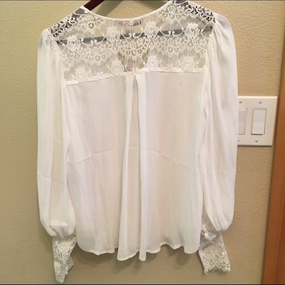 NWT Forever 21 Bohemian white blouse, XS - Picture 4 of 4
