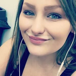 Meet your Posher, Candice