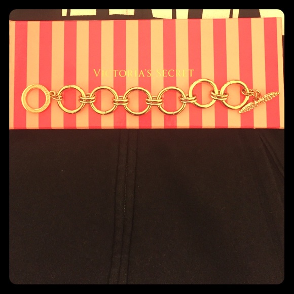 VS bracelet!!! NIB
